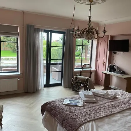 Bed and Breakfast La Posterie à Renaix Extérieur photo
